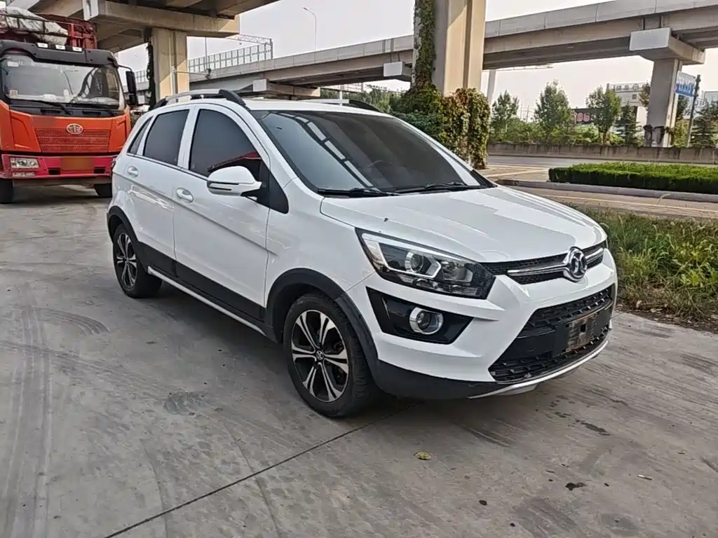 BAIC Senova X25 — миниатюра 4