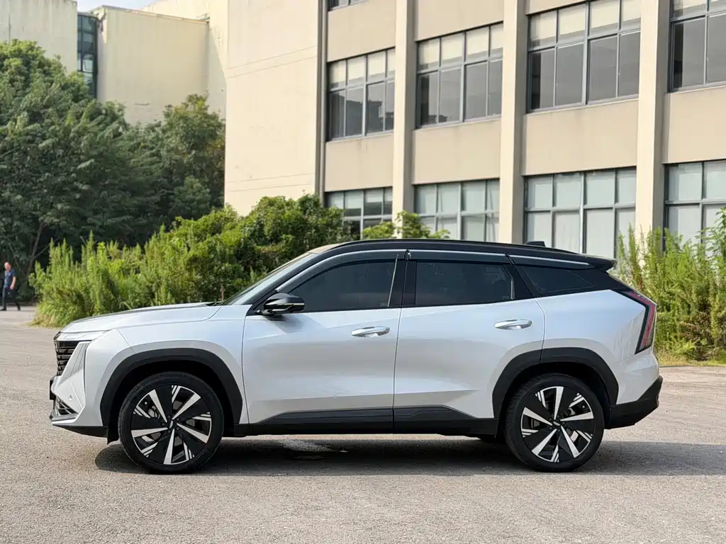 Geely Boyue L — миниатюра 14