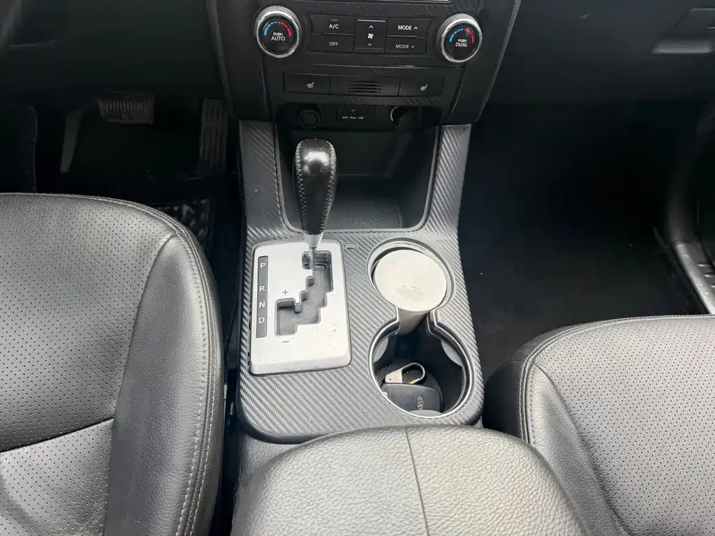 Kia Sorento — миниатюра 8