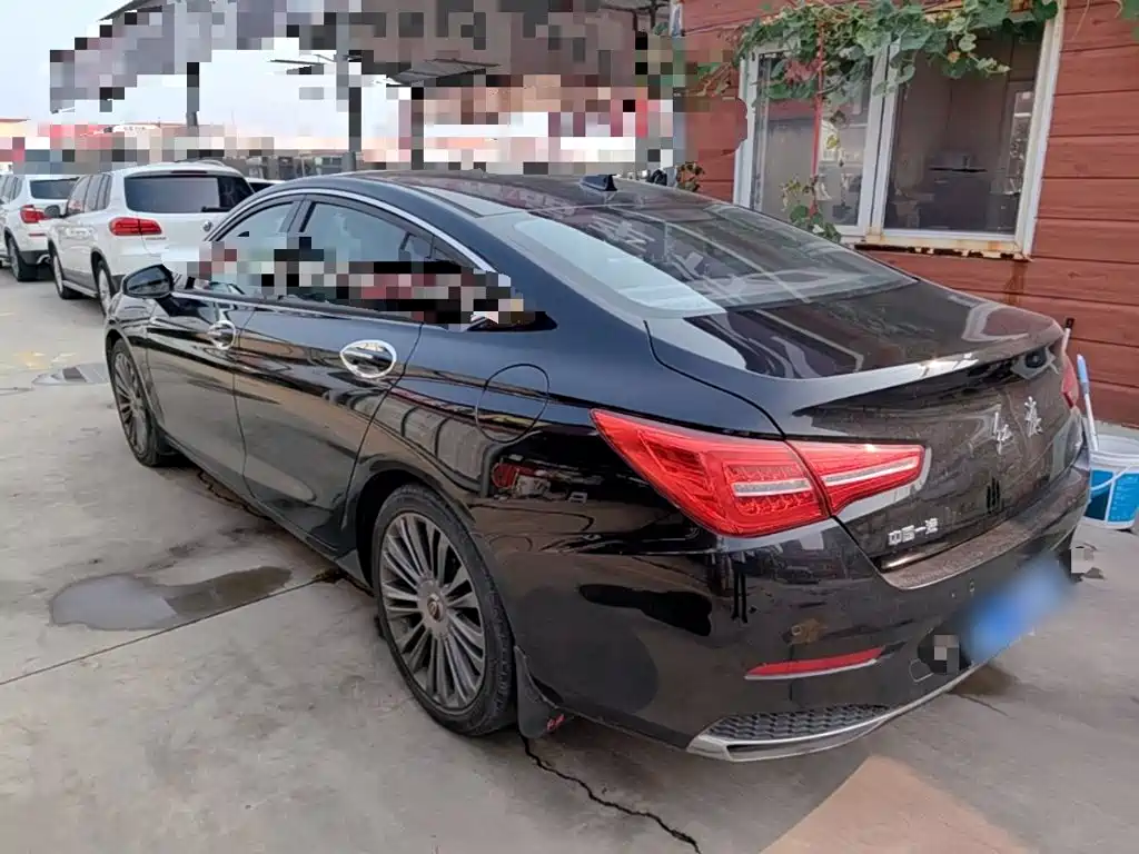 Hongqi Hongqi H5 — миниатюра 5