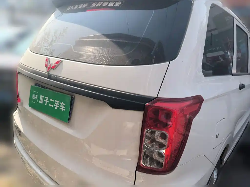 Wuling Hongguang — миниатюра 4