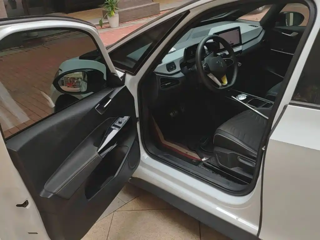 Volkswagen ID.3 — миниатюра 16