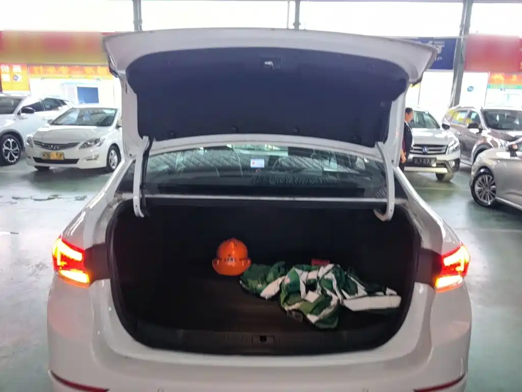 Buick Excelle — миниатюра 19