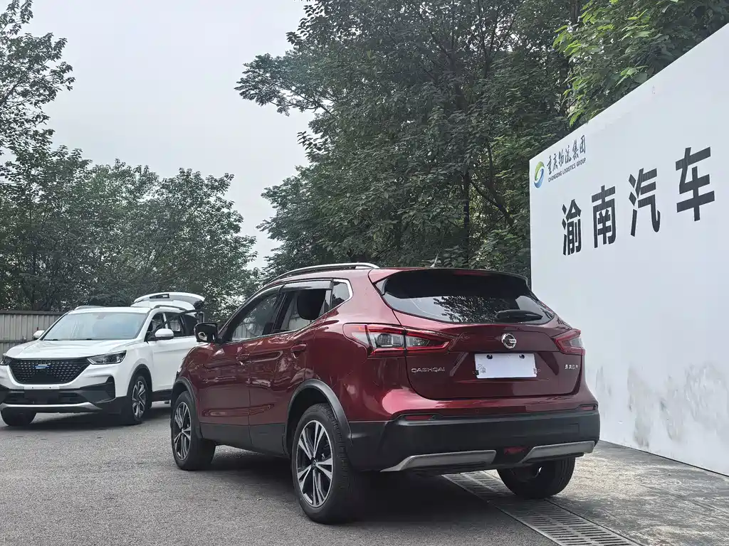 Nissan Qashqai — миниатюра 5