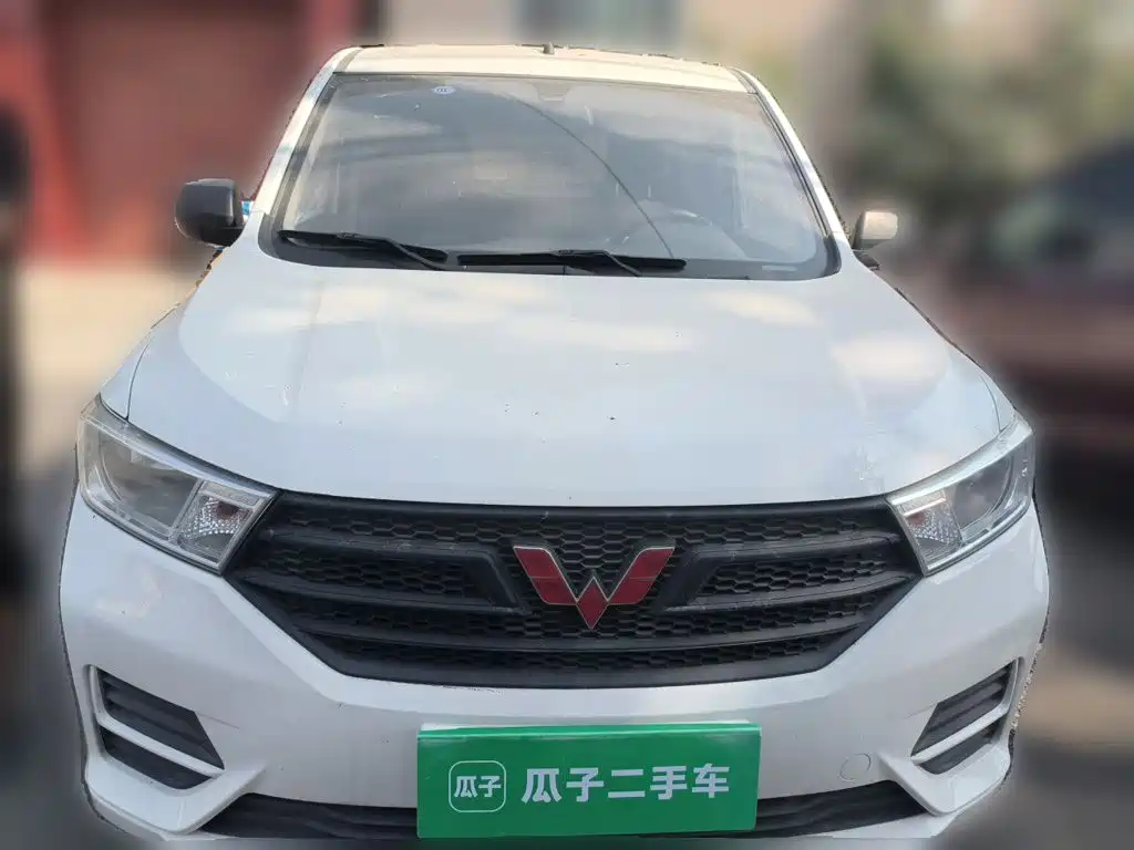 Wuling Hongguang — миниатюра 2