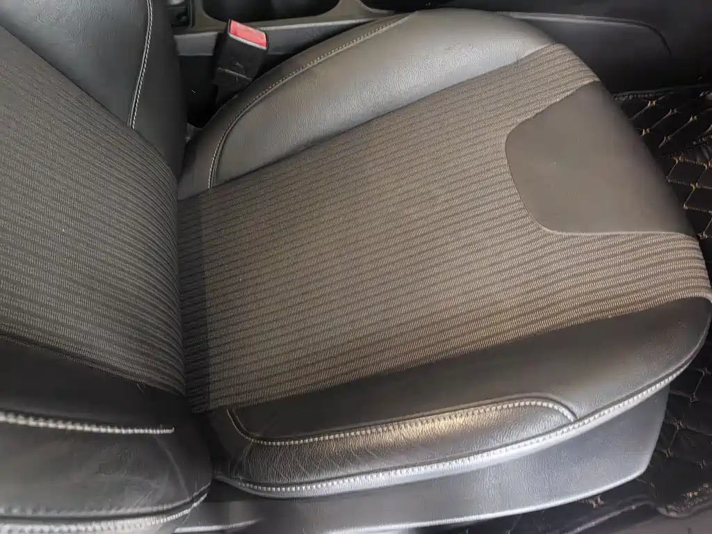 Ford Focus — миниатюра 14