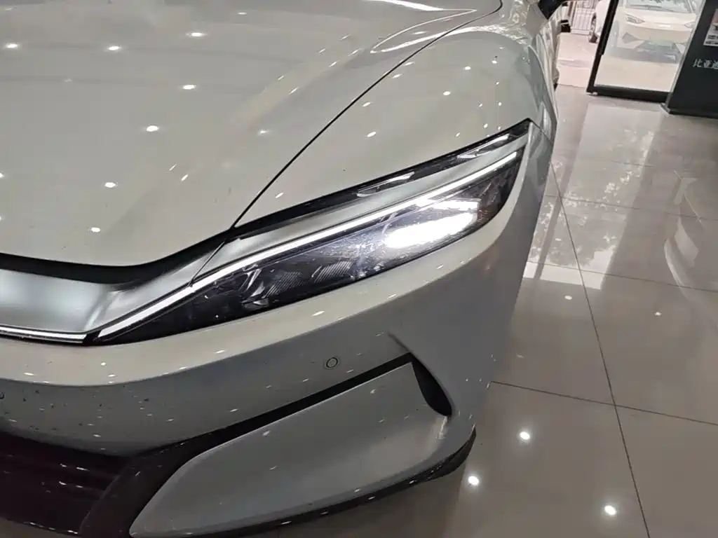 BYD Han L — миниатюра 24