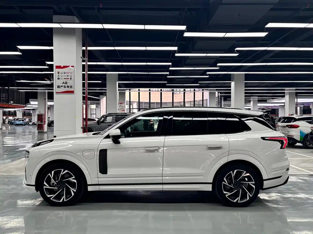Lynk & Co 09 EM-P — миниатюра 16