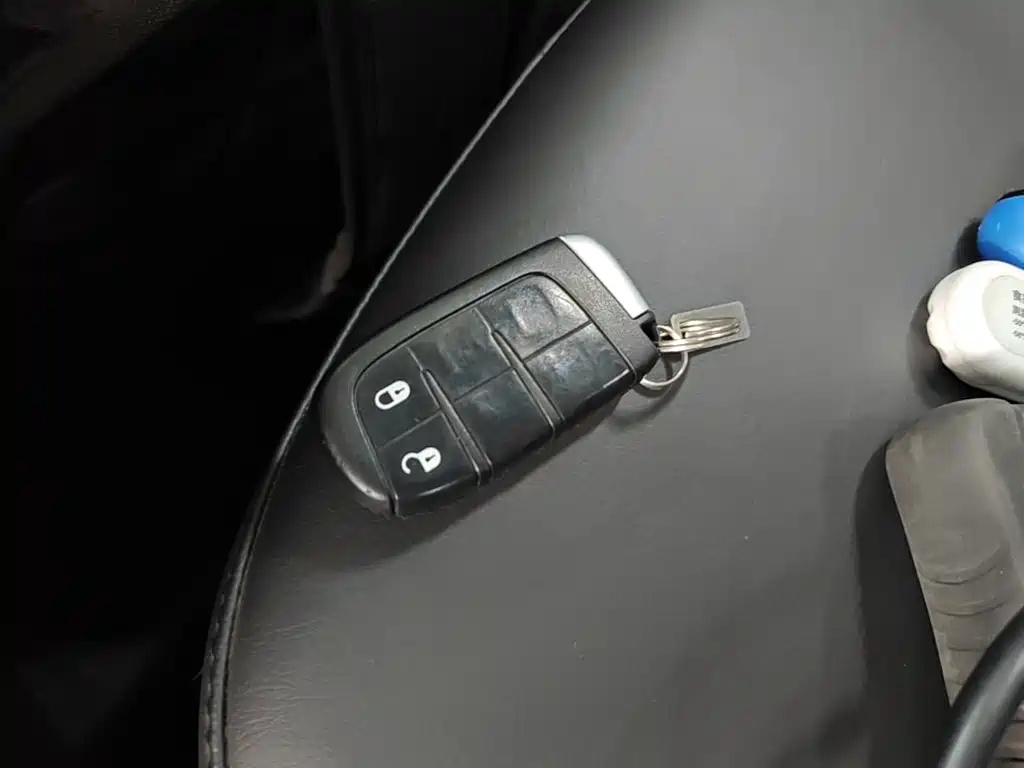 Jeep Compass — миниатюра 9