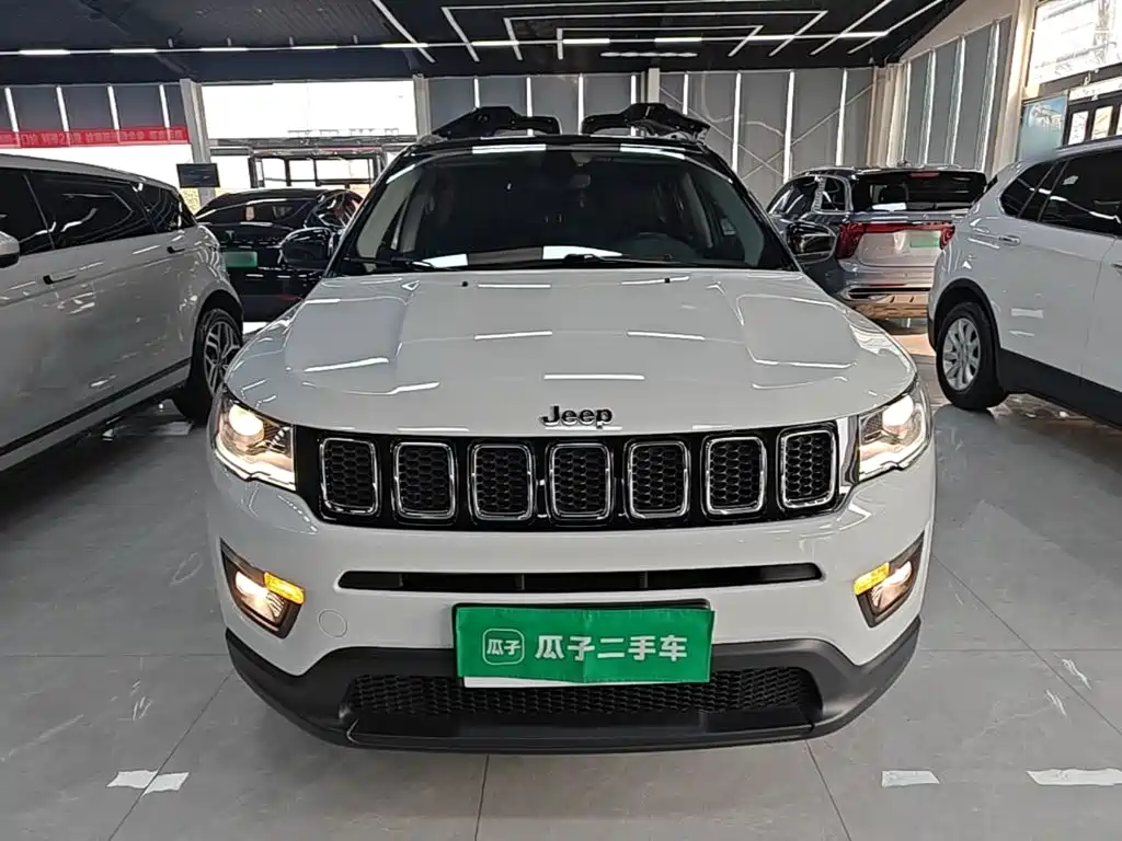 Jeep Compass — миниатюра 3