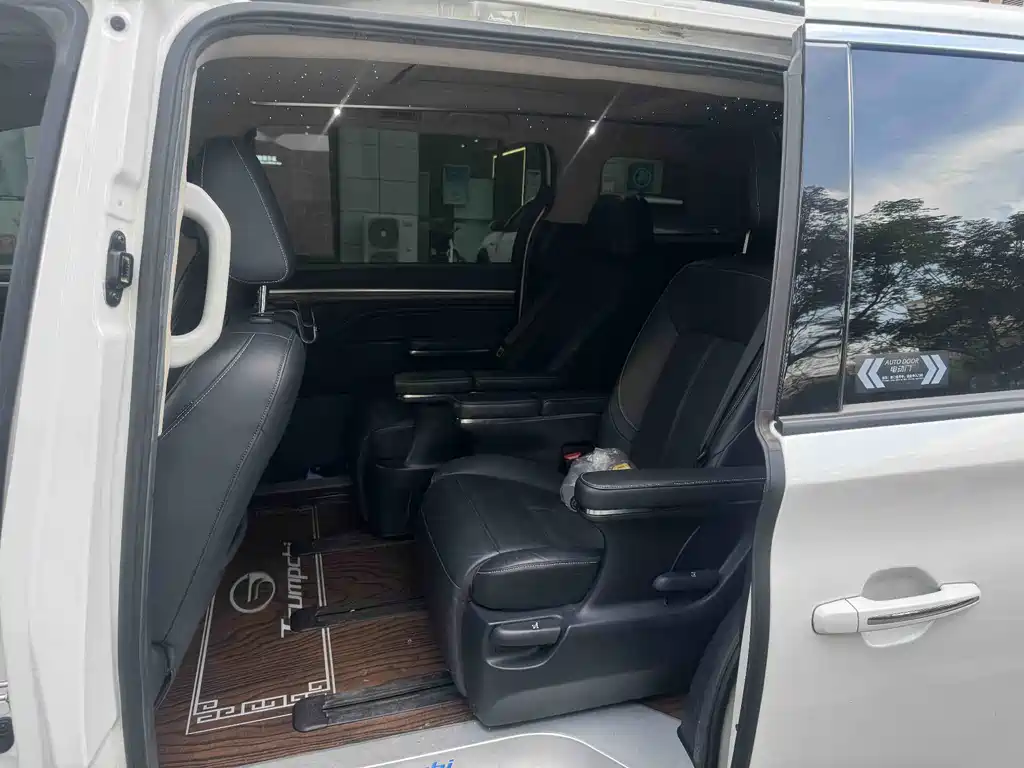 GAC Motor Trumpchi M8 — миниатюра 5