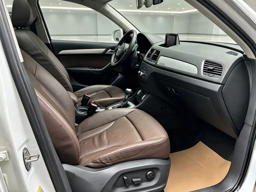 Audi Q3 — миниатюра 6