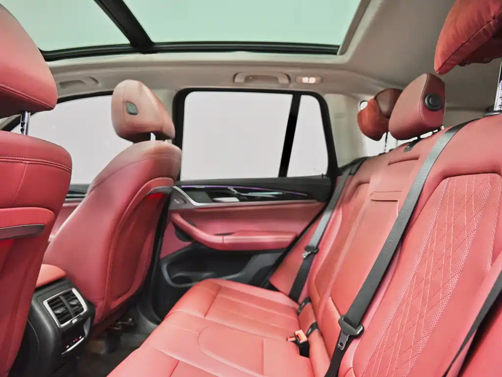 BMW X3 — миниатюра 8