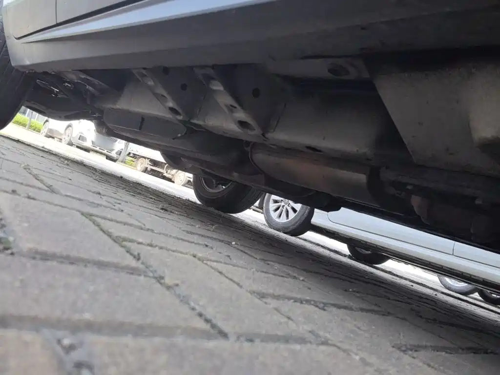 Cadillac SRX — миниатюра 16