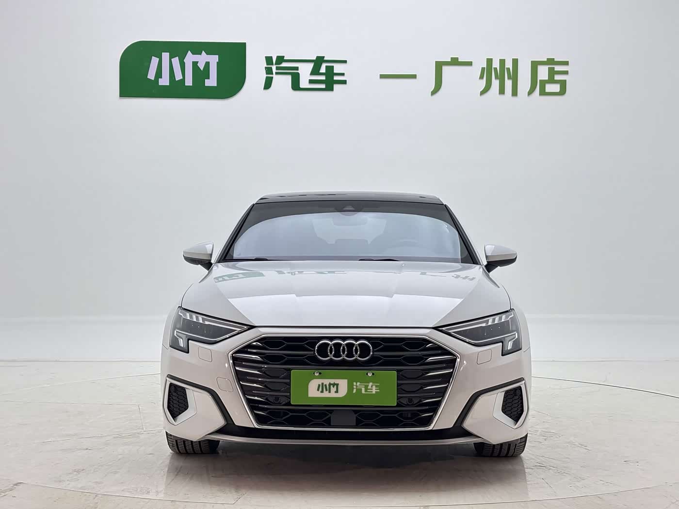 Audi A3 1.4 л 2023 г. Белый, пробег 20000 км