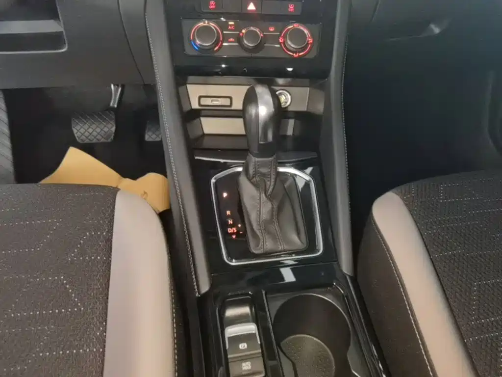 Jetta VS5 — миниатюра 14