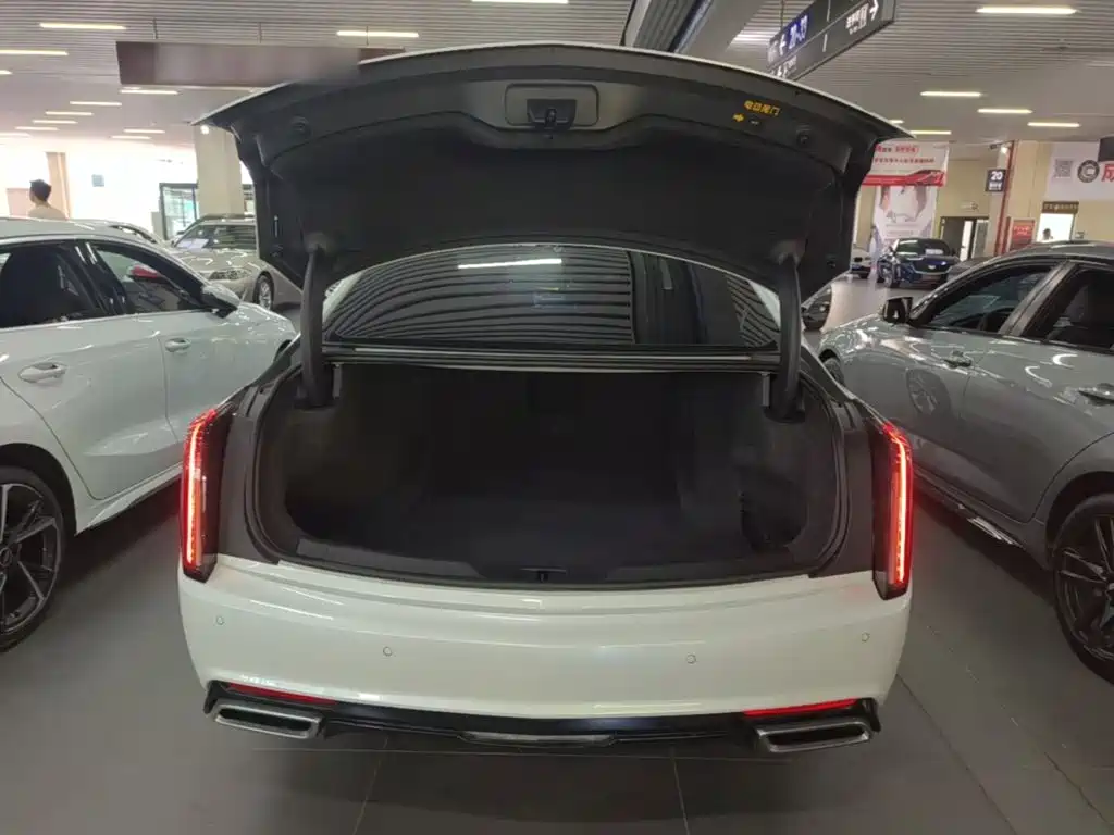 Cadillac CT6 — миниатюра 19