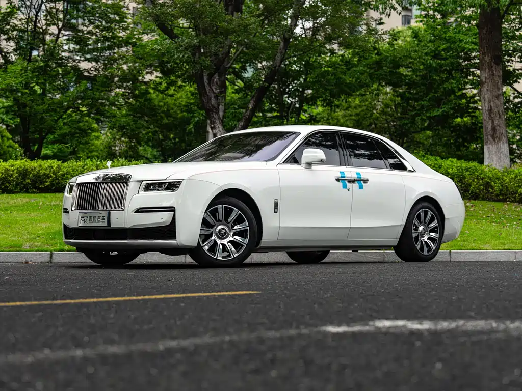 Rolls-Royce Ghost 2023