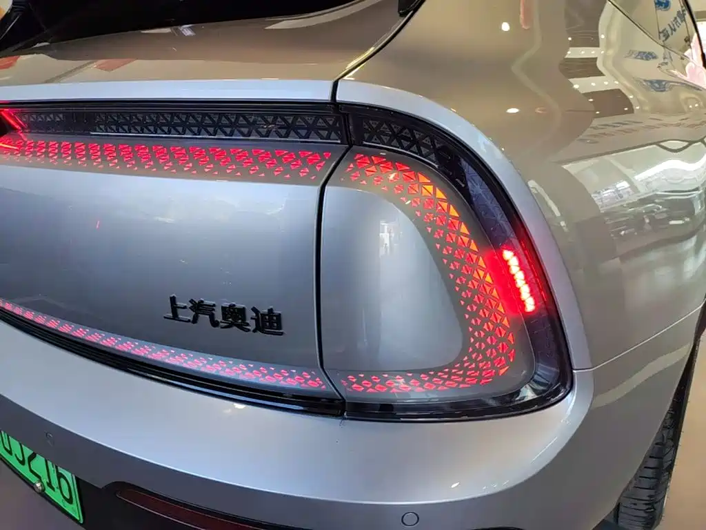 Audi E5 Sportback — миниатюра 8