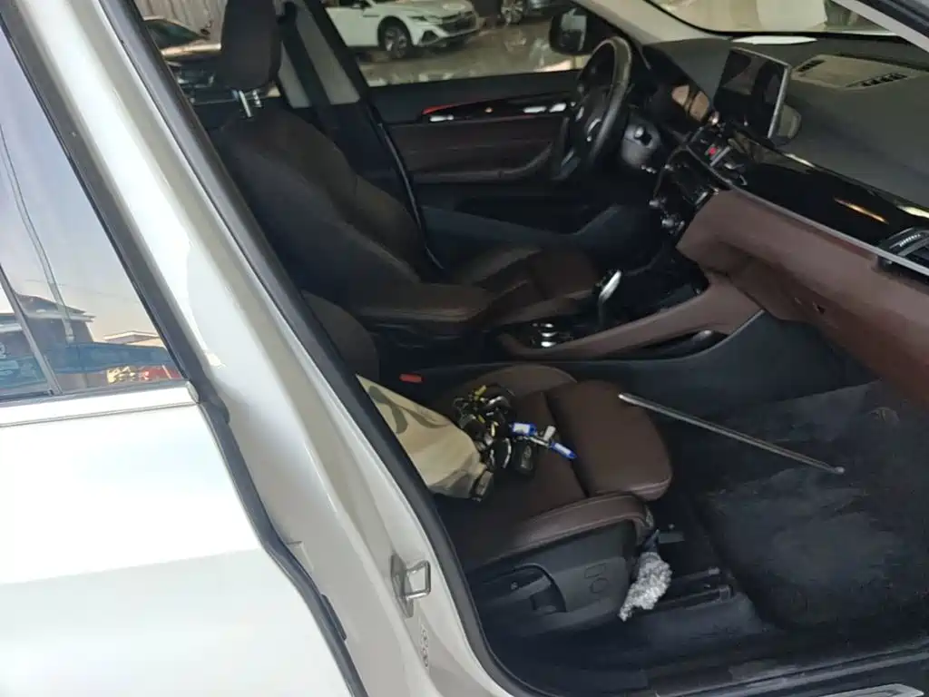 BMW X1 — миниатюра 25