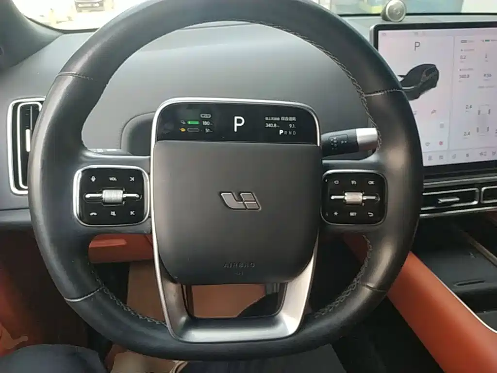 Li Auto Li L8 — миниатюра 11