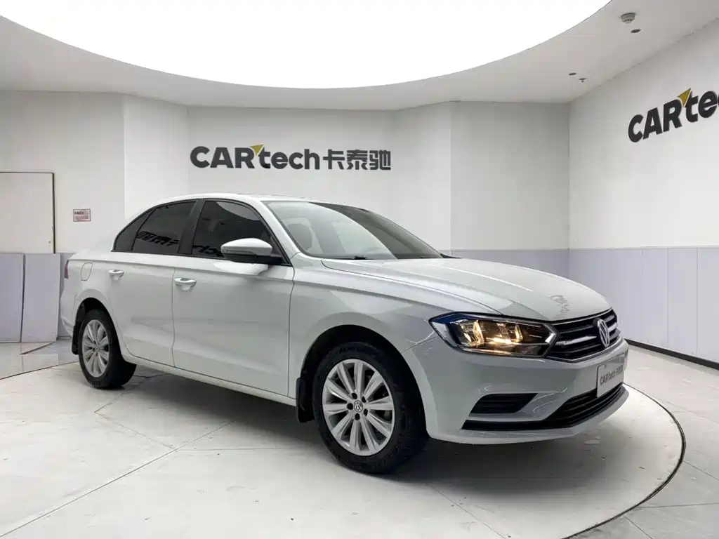 Volkswagen Bora — миниатюра 2