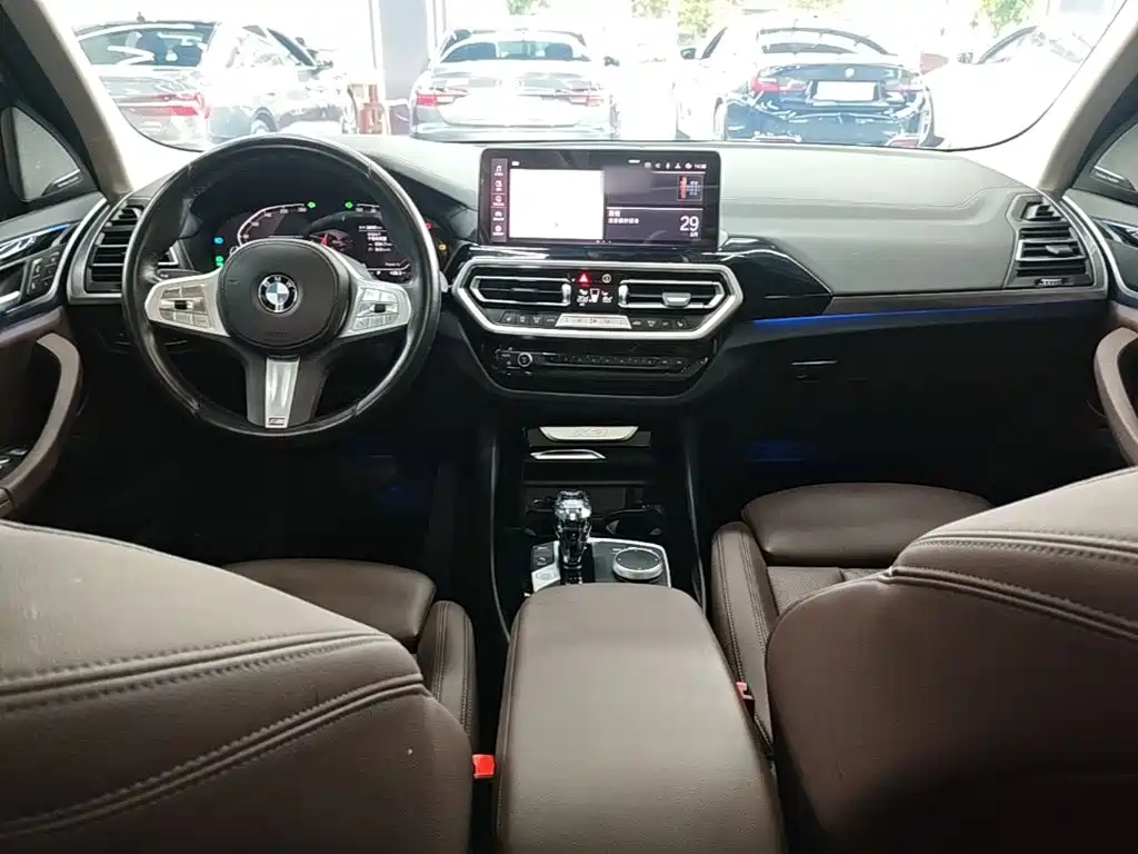 BMW X3 — миниатюра 10