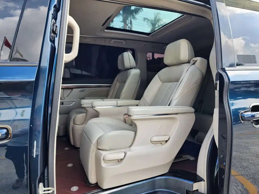 GAC Motor Trumpchi M8 — миниатюра 10