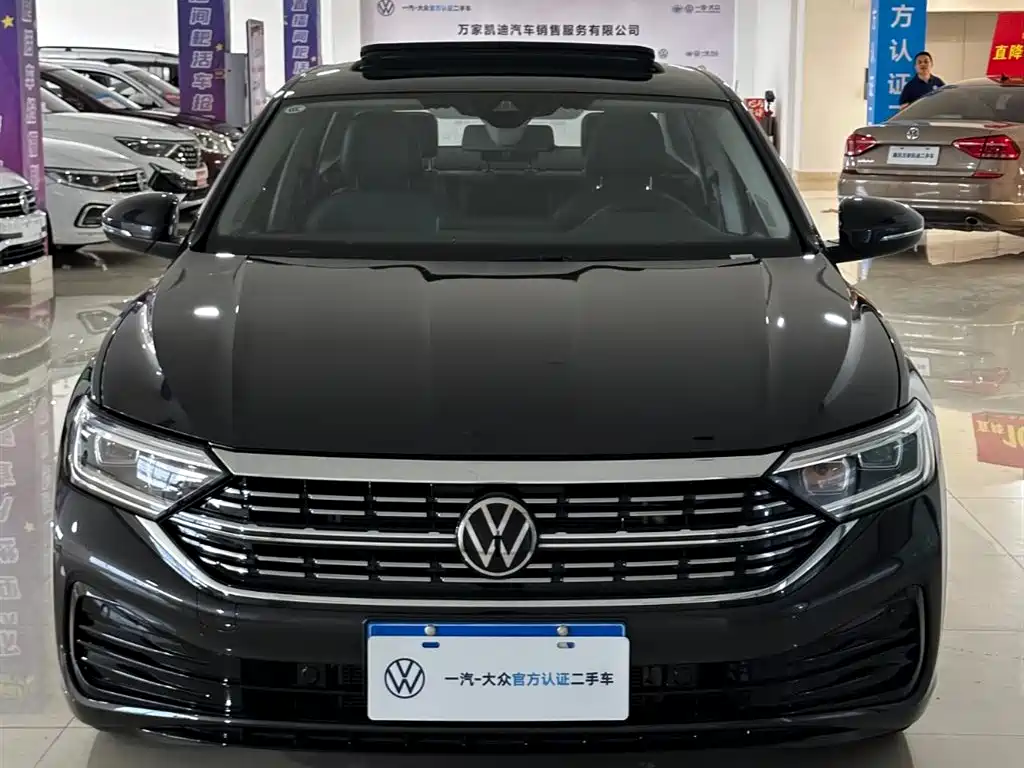 Volkswagen Sagitar — миниатюра 17