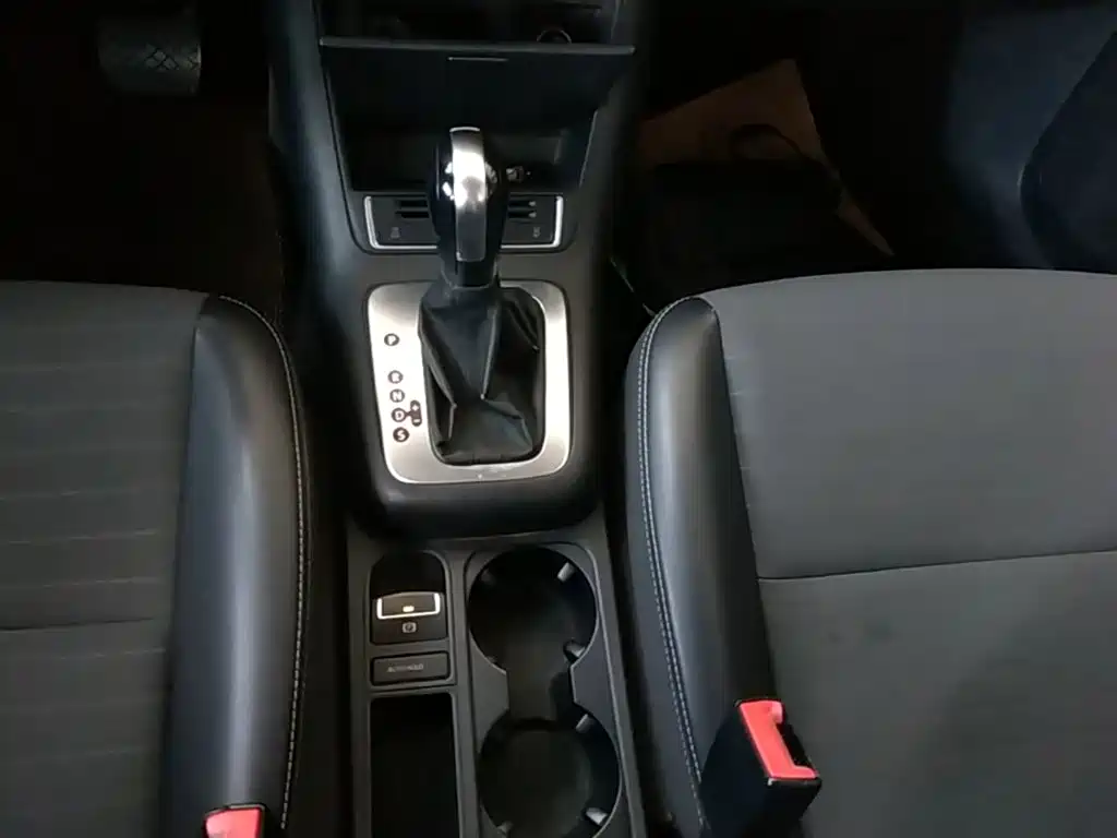 Volkswagen Tiguan — миниатюра 14