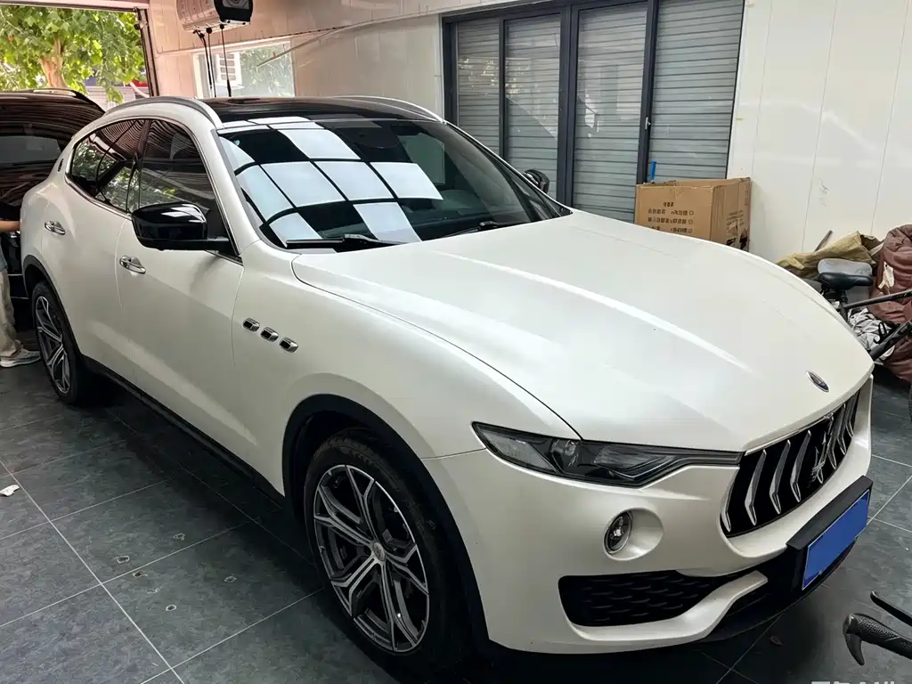 Maserati Levante — миниатюра 3