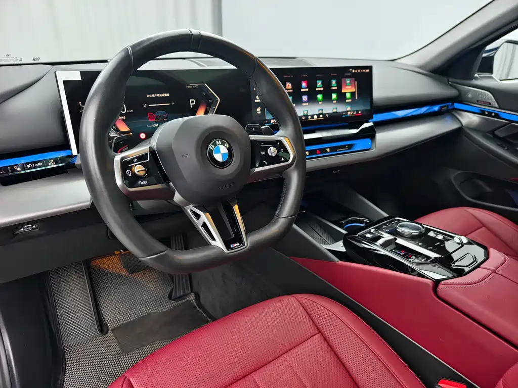 BMW 5 Series — миниатюра 6