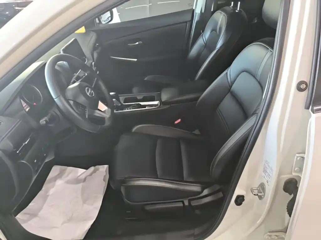 Nissan Sylphy — миниатюра 15