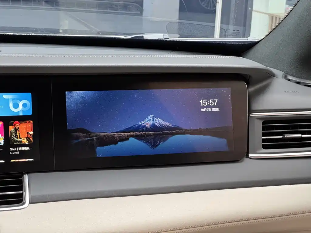 Li Auto Li ONE — миниатюра 12