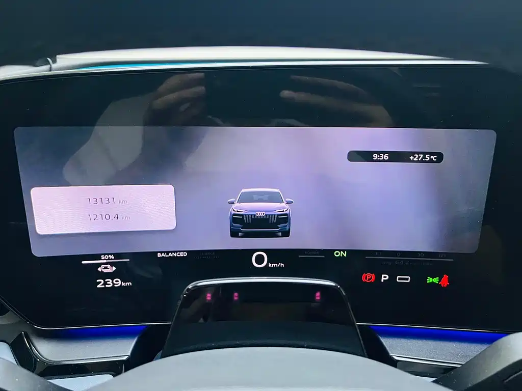 Audi Q6L e-tron — миниатюра 9