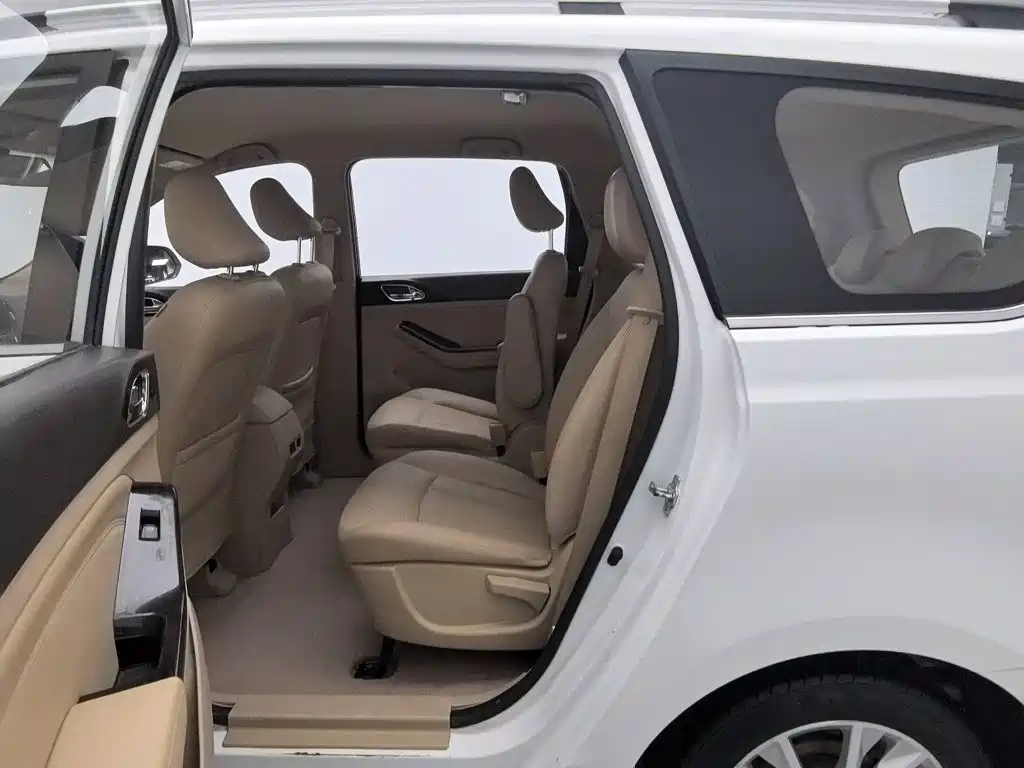 Baojun 730 — миниатюра 15