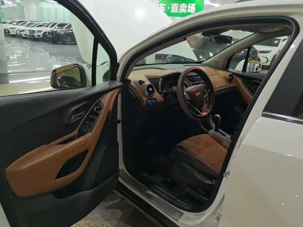 Chevrolet Trax — миниатюра 18