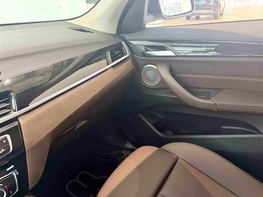 BMW X1 — миниатюра 32