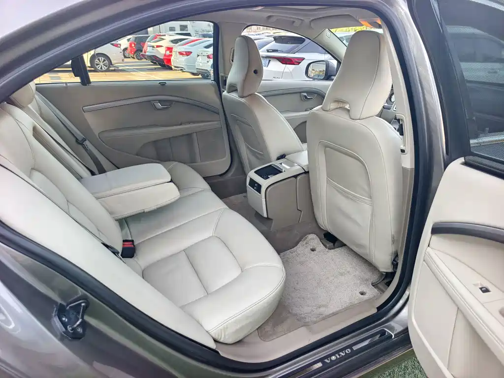Volvo S80L — миниатюра 14