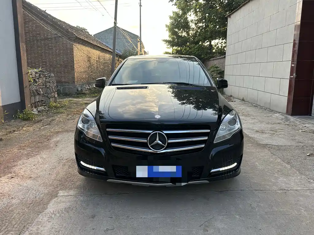 Mercedes-Benz R-Class — миниатюра 2