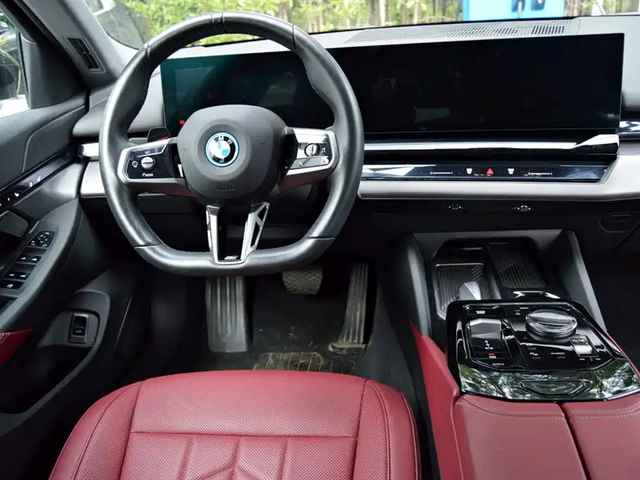 BMW i5 — миниатюра 10