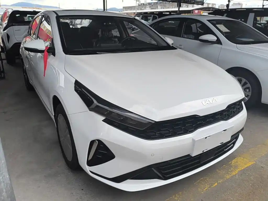 Kia K3 — миниатюра 4