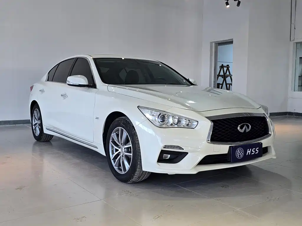 Infiniti Q50L — миниатюра 3