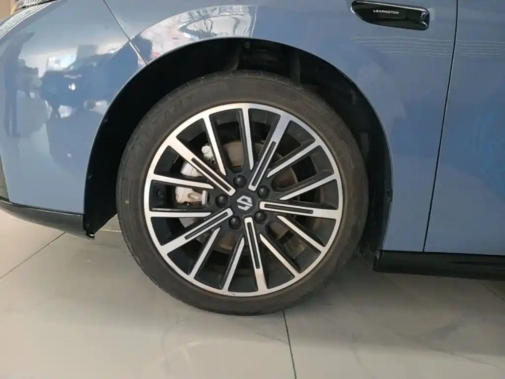Leapmotor Ноль один. — миниатюра 23
