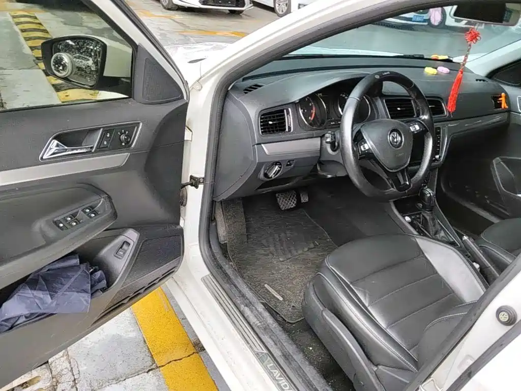 Volkswagen Lavida — миниатюра 16