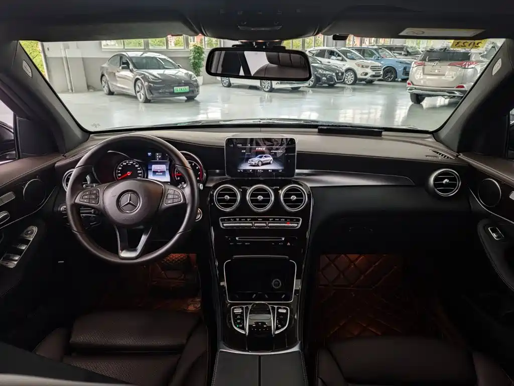 Mercedes-Benz GLC — миниатюра 7
