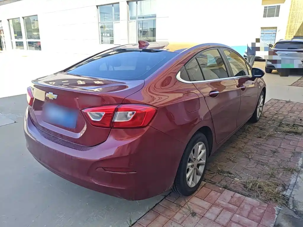 Chevrolet Cruze — миниатюра 7