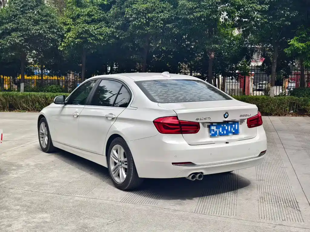 BMW 3 Series — миниатюра 7