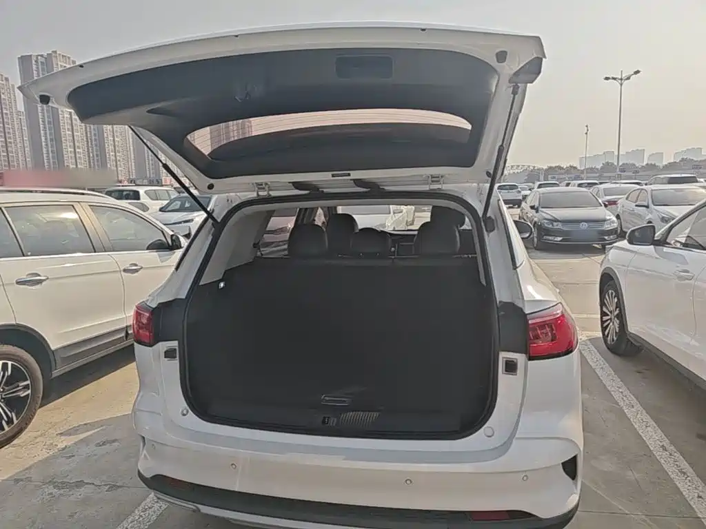 Roewe RX5 MAX — миниатюра 19