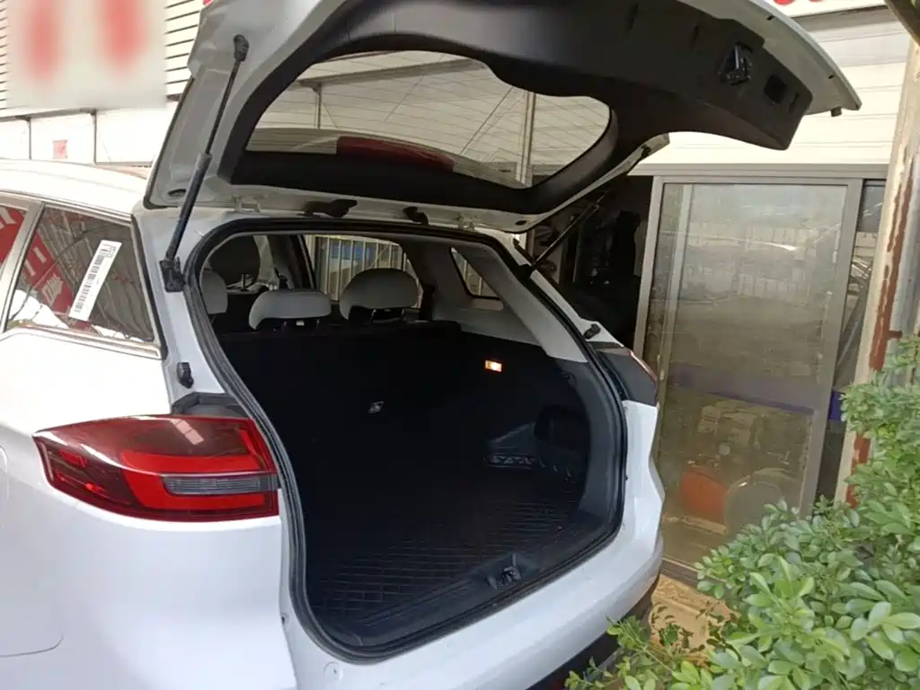 Geely Boyue — миниатюра 19